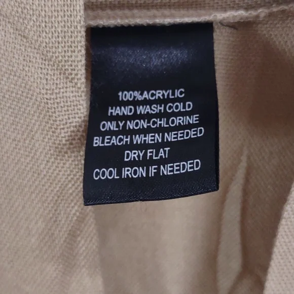 Fraas Lightweight Border Plaid Poncho,Color Camel. - Picture 5 of 13